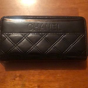 Chanel wallet